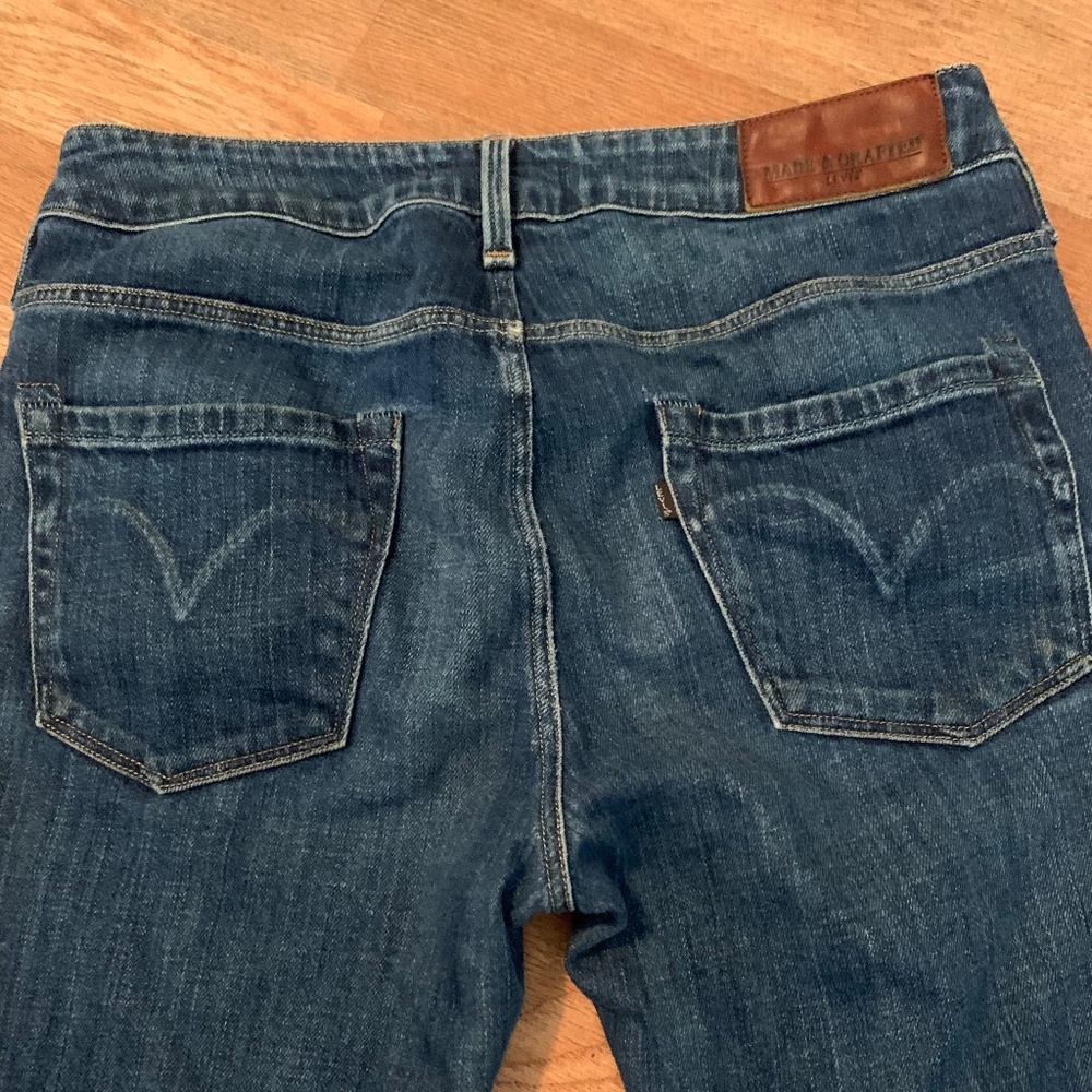 Levi’s - Picture 3 of 5